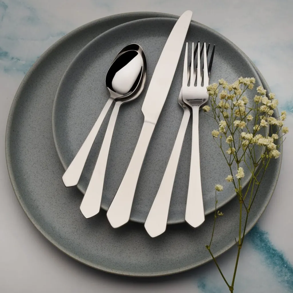 Sets|Gourmet Basics® Almond 20 Piece Flatware Set, Service for 4