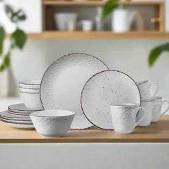 Dinnerware Service For 4|Pfaltzgraff® Bumble Bee White 16 Piece Dinnerware Set, Service for 4