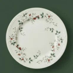 Dinner Plates|Pfaltzgraff® Winterberry® Dinner Plate